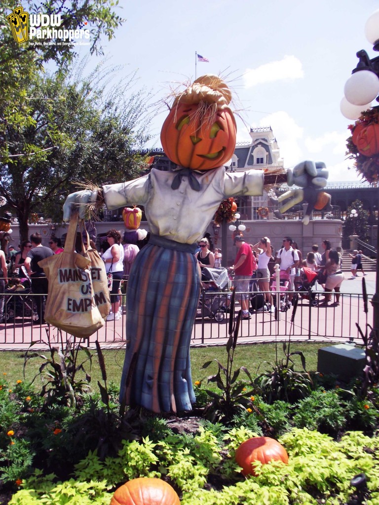 Pumpkin Scarecrows Main Street USA Magic Kingdom Emporium Shopper